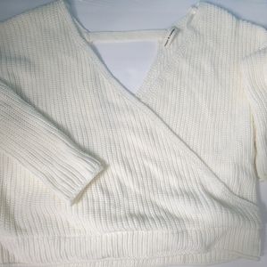 Moon & Madison White Knitted Top